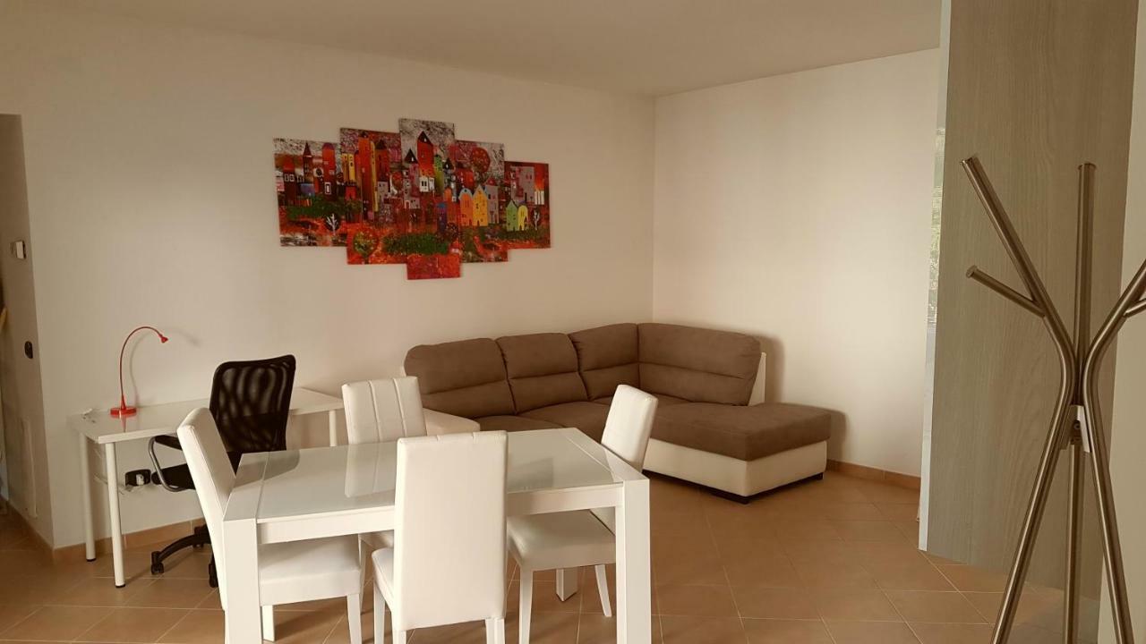 Ferienwohnung Casa Vacanze "Il Glicine" Vasto Exterior foto